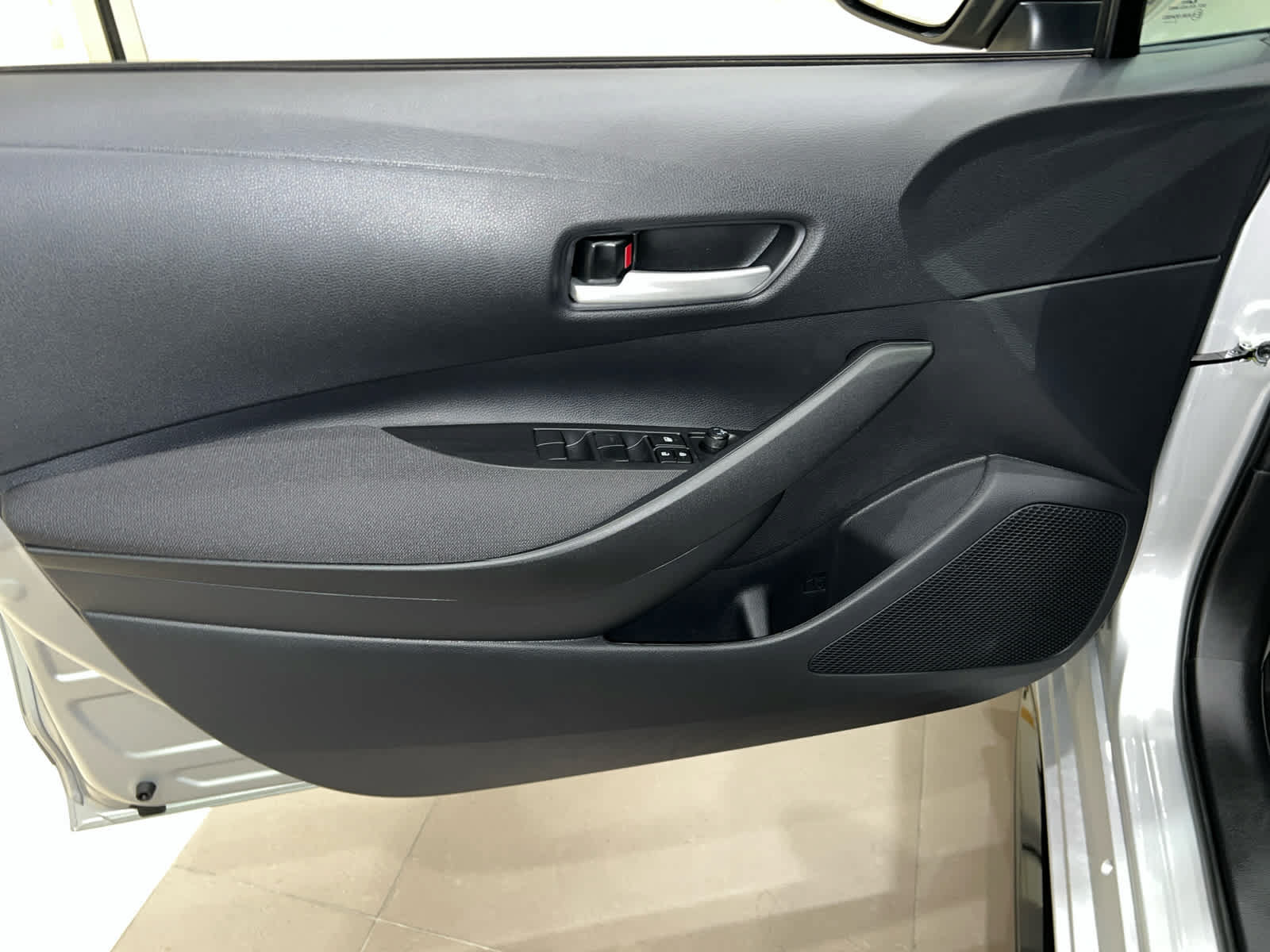 New 2027 Toyota Corolla SE FWD image 10