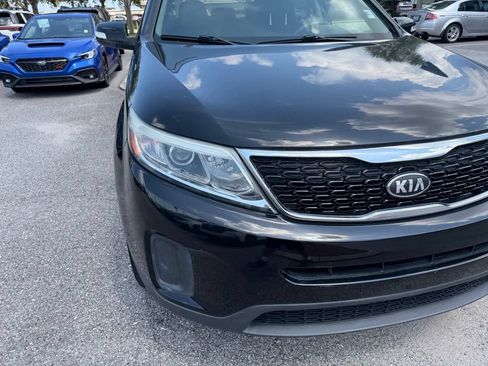 Used 2014 Kia Sorento LX FWD image 13