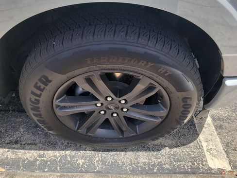 Used 2023 Ford F150 XLT w/ Equipment Group 302A High RWD image 9