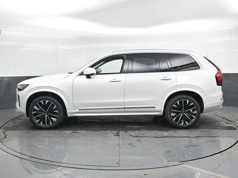New 2026 Volvo XC90 B6 Plus w/ Protection Package image 7
