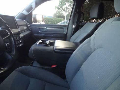 Used 2022 RAM 1500 Big Horn AWD/4WD image 8