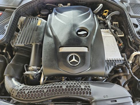 Used 2015 Mercedes-Benz C 300 Sedan image 25