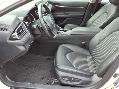Certified 2023 Toyota Camry SE image 12