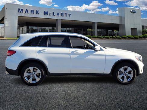Used 2018 Mercedes-Benz GLC 300 image 3