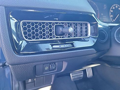 Certified 2025 Honda Civic Sport image 13