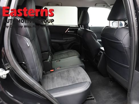 Used 2024 Mitsubishi Outlander SE AWD/4WD image 23