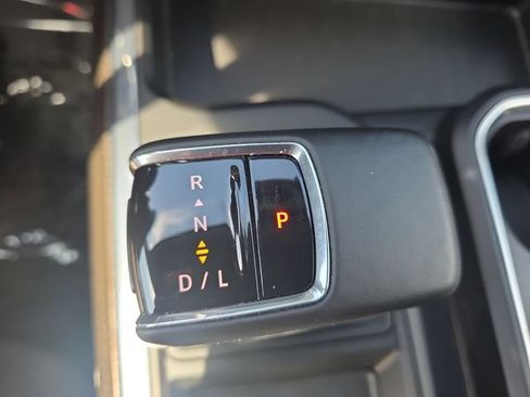 Used 2023 Chevrolet Silverado 1500 LT AWD/4WD image 26