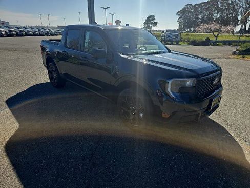 New 2026 Ford Maverick Lariat image 9