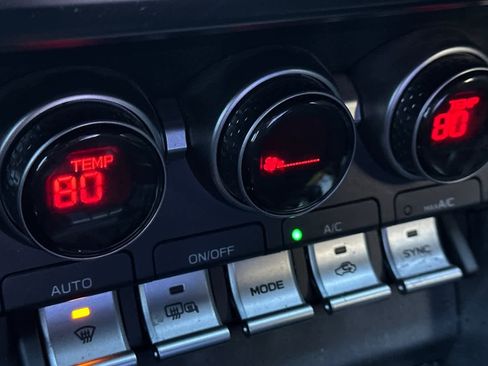 Used 2022 Toyota GR86 Premium image 20