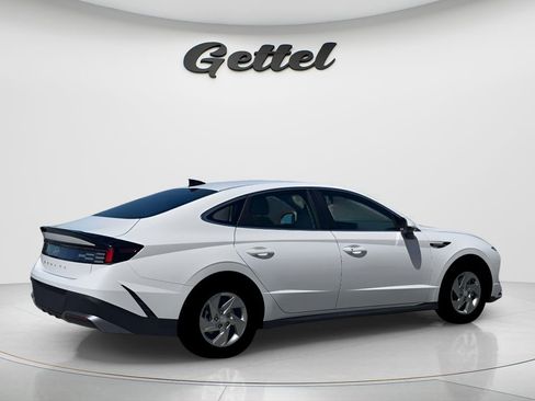 New 2026 Hyundai Sonata SE FWD image 8