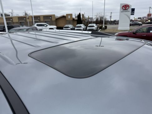 Used 2019 GMC Yukon Denali w/ Denali Ultimate Package image 42