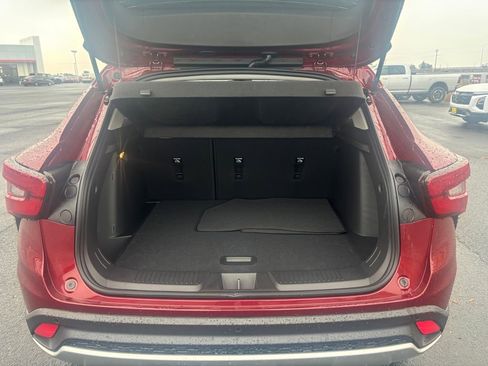 New 2025 Chevrolet Trax LT w/ Driver Confidence Package image 34