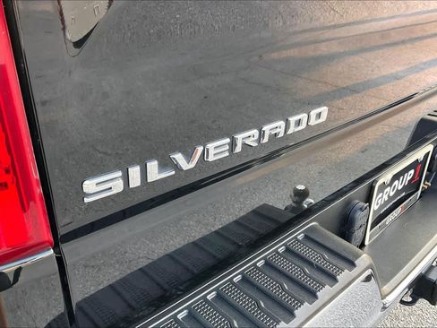 Used 2020 Chevrolet Silverado 1500 LT w/ Texas Edition image 31