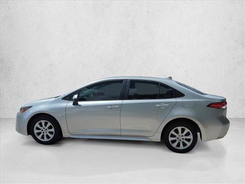 Certified 2025 Toyota Corolla LE image 8