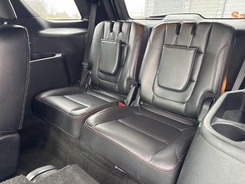 Used 2017 Ford Explorer Sport image 20