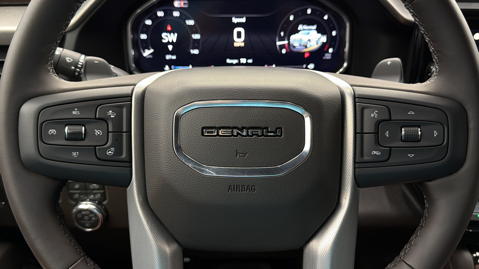 Used 2026 GMC Sierra 1500 Denali AWD/4WD image 28