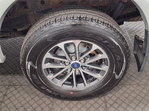 Used 2018 Ford F150 XLT w/ Equipment Group 302A Luxury image 28