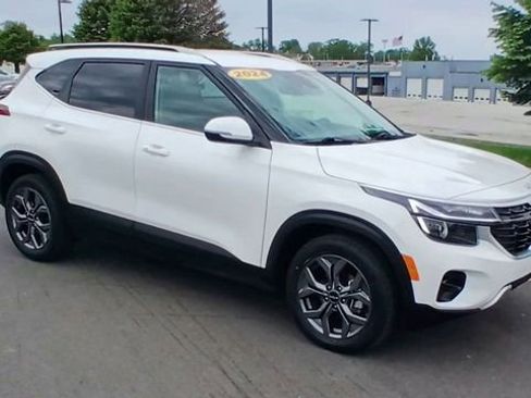 Certified 2024 Kia Seltos S FWD image 4