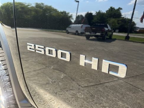 Used 2024 Chevrolet Silverado 2500 Custom w/ Custom Value Package AWD/4WD image 32