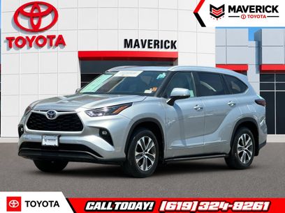 Used 2025 Toyota Highlander XLE