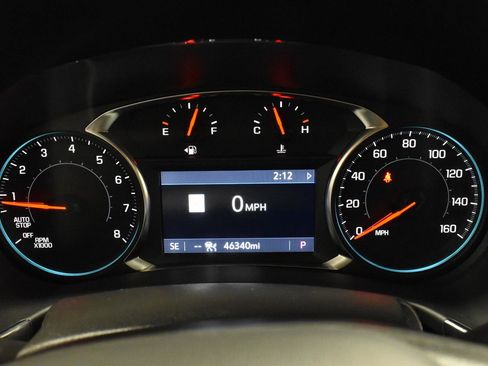 Used 2023 Chevrolet Equinox Premier image 24