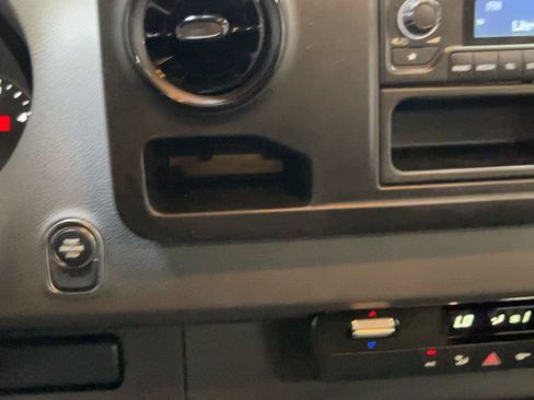 Used 2022 Mercedes-Benz Sprinter 2500 image 37