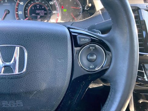 Used 2017 Honda Accord EX-L image 25