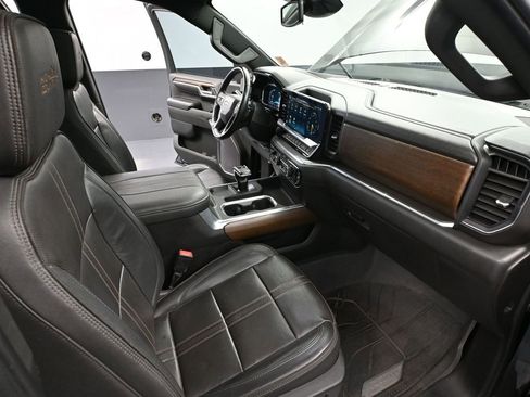 Used 2023 Chevrolet Silverado 1500 High Country w/ High Country Premium Package AWD/4WD image 56