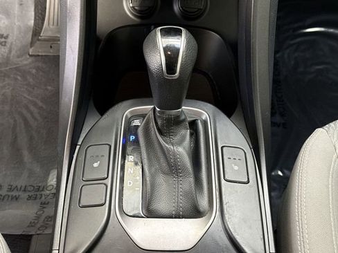 Used 2016 Hyundai Santa Fe SE image 17