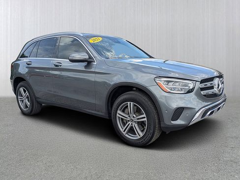 Used 2022 Mercedes-Benz GLC 300 w/ Premium Package Lite image 27