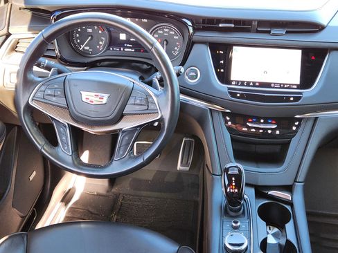 Certified 2023 Cadillac XT5 Sportv w/ Platinum Package image 29