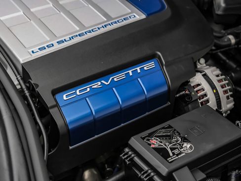 Used 2010 Chevrolet Corvette ZR1 w/ Preferred Equipment Group RWD image 81