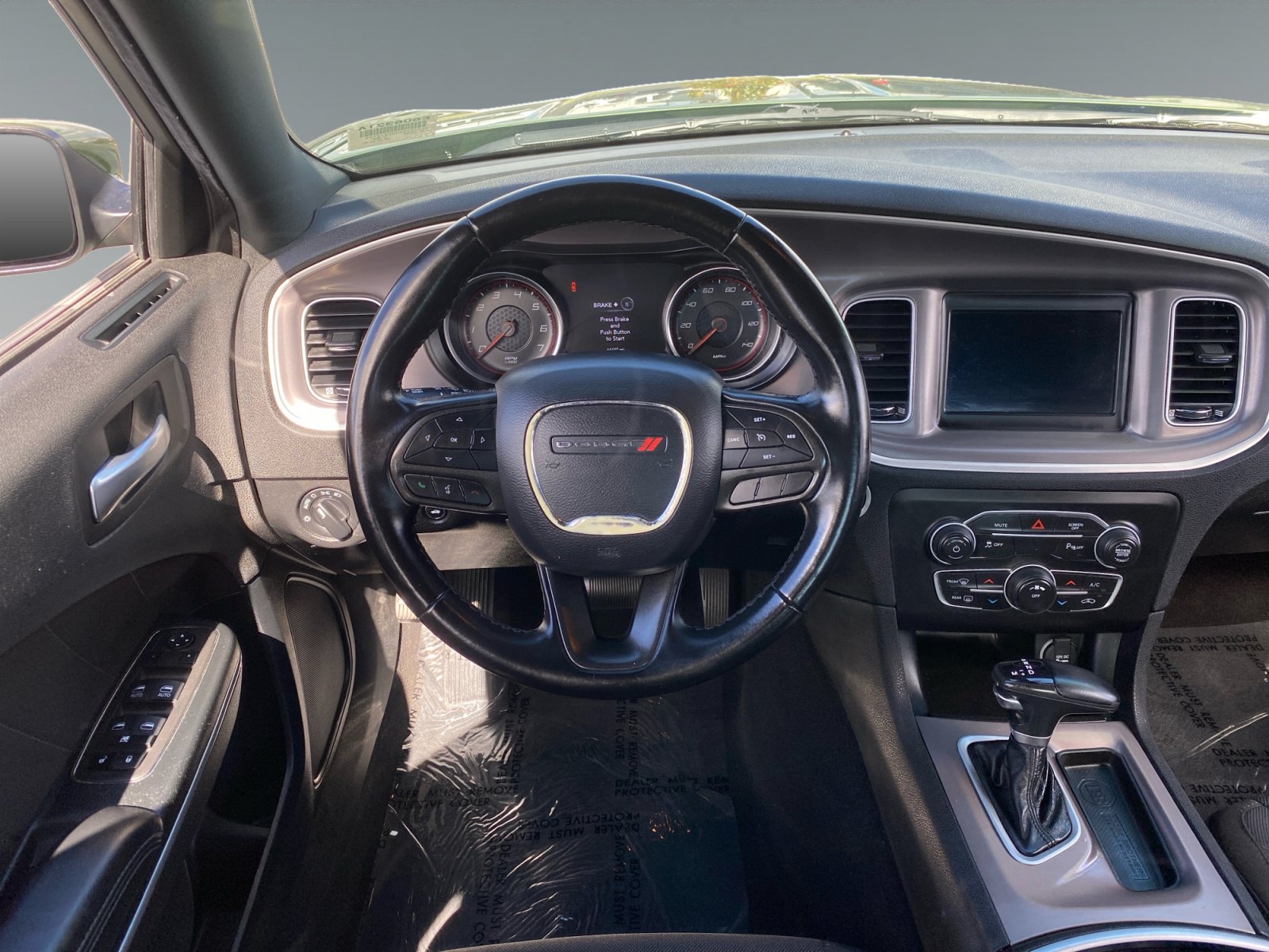 Used 2022 Dodge Charger SXT RWD image 12