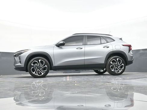 New 2026 Chevrolet Trax RS w/ Driver Confidence Package image 55