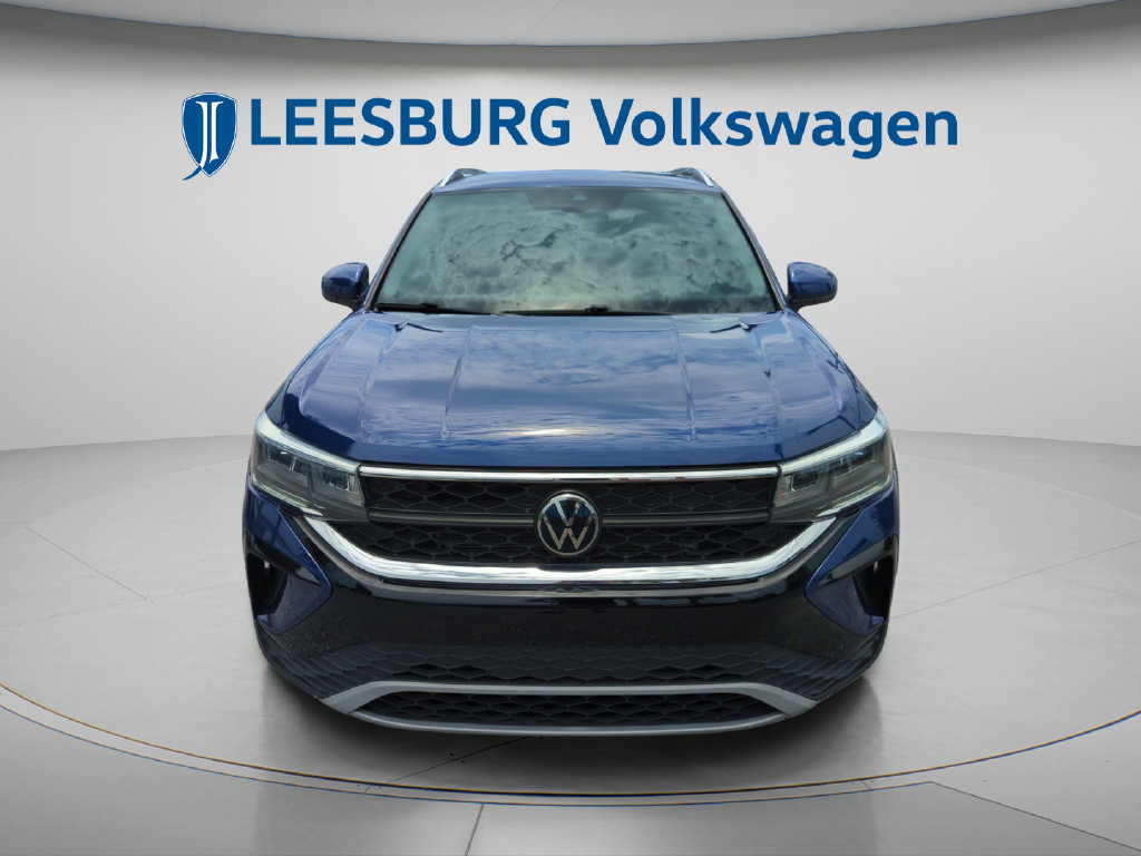 Used 2023 Volkswagen Taos SE FWD image 15