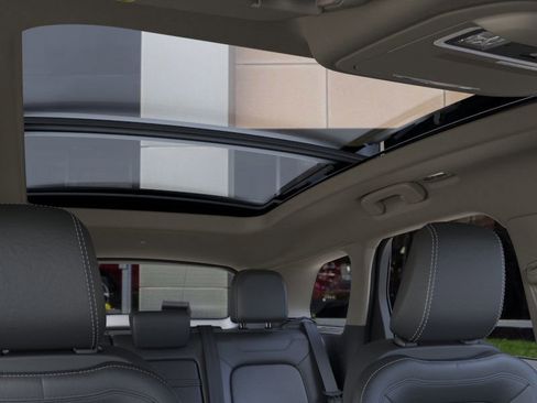 New 2026 Lincoln Corsair Premiere image 22