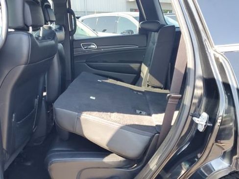 Used 2020 Jeep Grand Cherokee Limited w/ Premium Lighting Group AWD/4WD image 24
