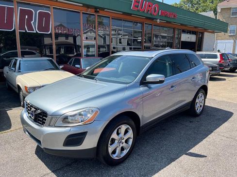 Used 2013 Volvo XC60 3.2 FWD image 2