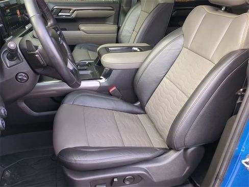 Certified 2022 Chevrolet Silverado 1500 ZR2 w/ Technology Package image 20