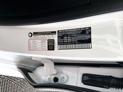 Certified 2024 Mercedes-Benz GLS 450 4MATIC image 32
