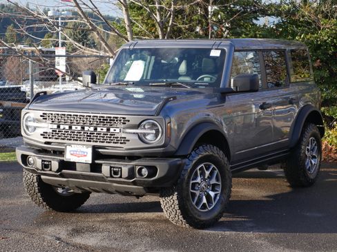 Certified 2025 Ford Bronco Badlands image 2