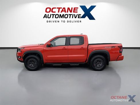 Used 2025 Nissan Frontier PRO-4X w/ Pro Convenience Package AWD/4WD image 4