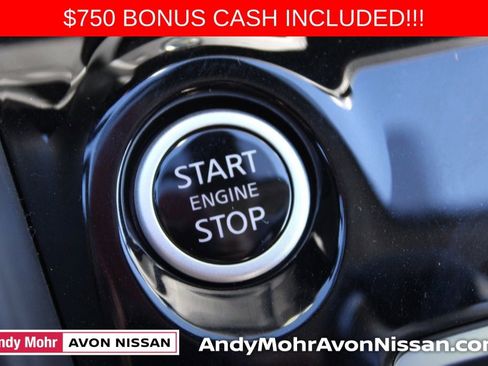 New 2025 Nissan Versa SR w/ Trunk Package image 19