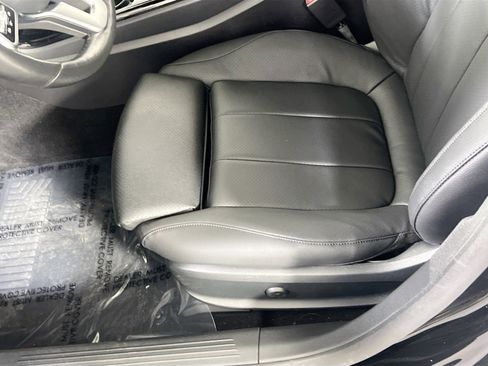 Used 2021 Mercedes-Benz CLA 250 4MATIC image 19