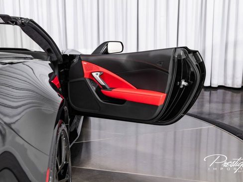 Used 2016 Chevrolet Corvette Z06 w/ 3LZ Preferred Equipment Group image 44