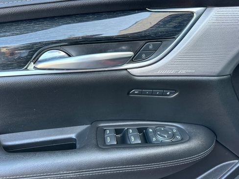 Used 2023 Cadillac XT5 Premium Luxury w/ Technology Package FWD image 11