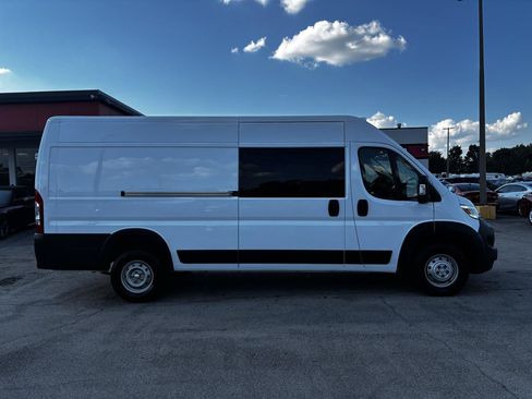 Used 2023 RAM ProMaster 3500 w/ Crew Van Package FWD image 2
