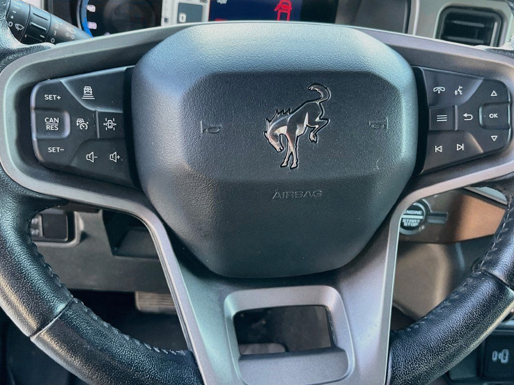 Used 2021 Ford Bronco Outer Banks AWD/4WD image 11