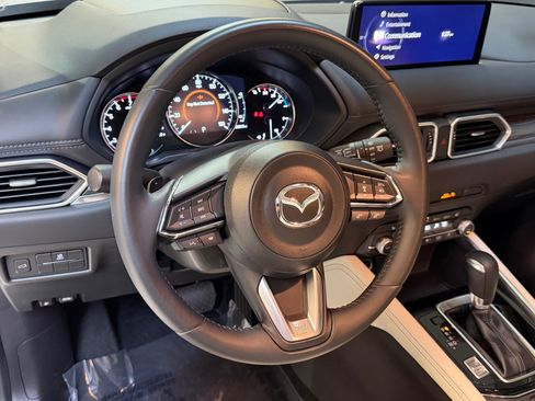Used 2023 MAZDA CX-5 AWD 2.5 S w/ Premium Plus Pkg image 4