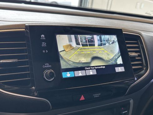 Used 2021 Honda Pilot Special Edition image 12